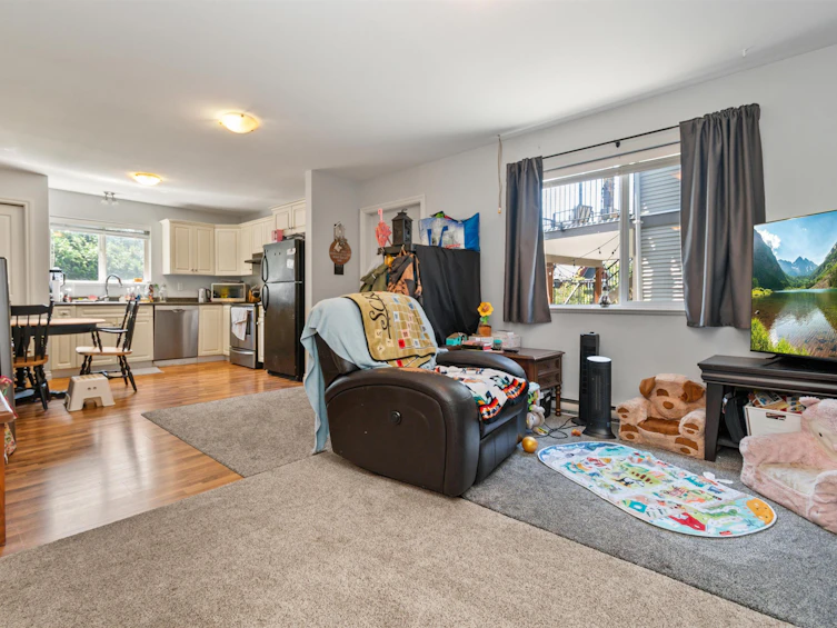 34832 1 Avenue, Abbotsford, BC, V2S 8C1 - 32