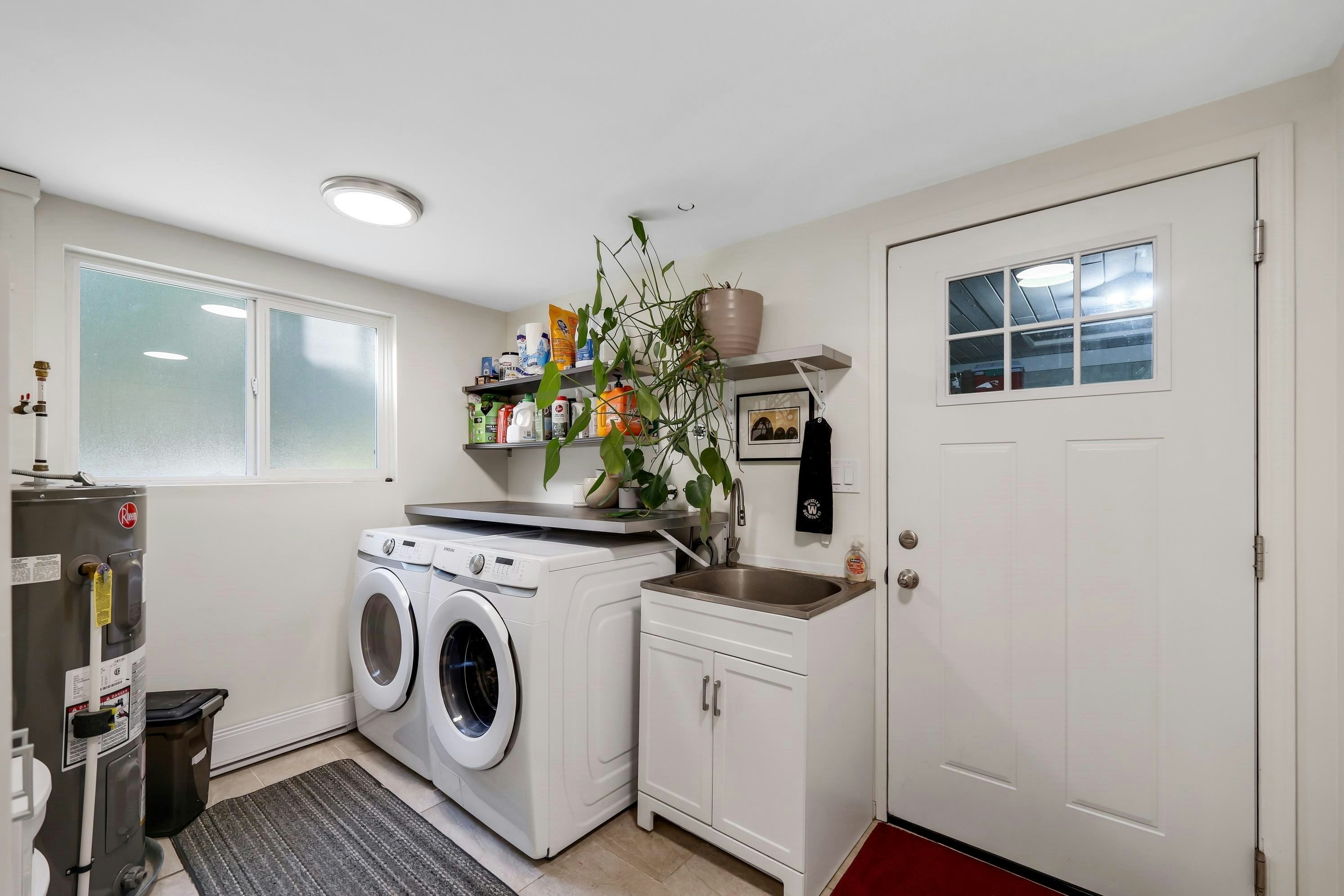 2572 The Boulevard, Squamish, BC, V0N 1T0 - 21