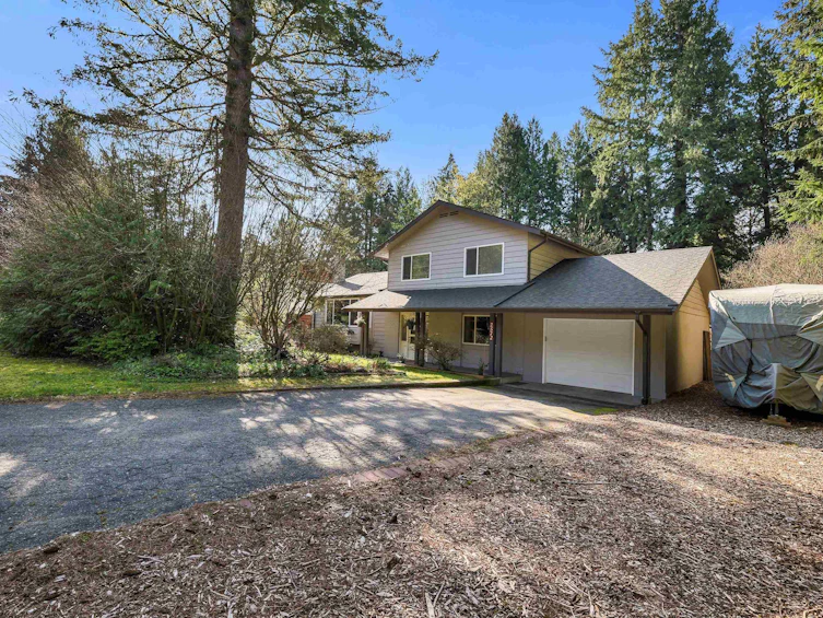 2572 The Boulevard, Squamish, BC, V0N 1T0 - 3