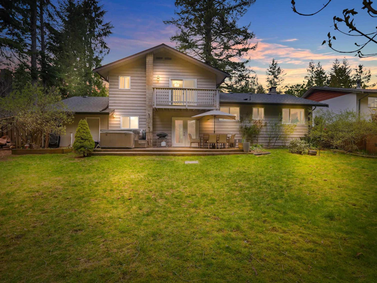 2572 The Boulevard, Squamish, BC, V0N 1T0