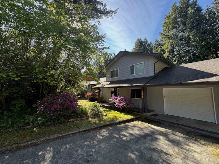 2572 The Boulevard, Squamish, BC, V0N 1T0 - 31