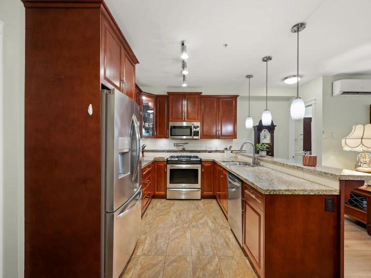B216-8218 207a Street, Langley, BC, V2Y 0Y1 - 5