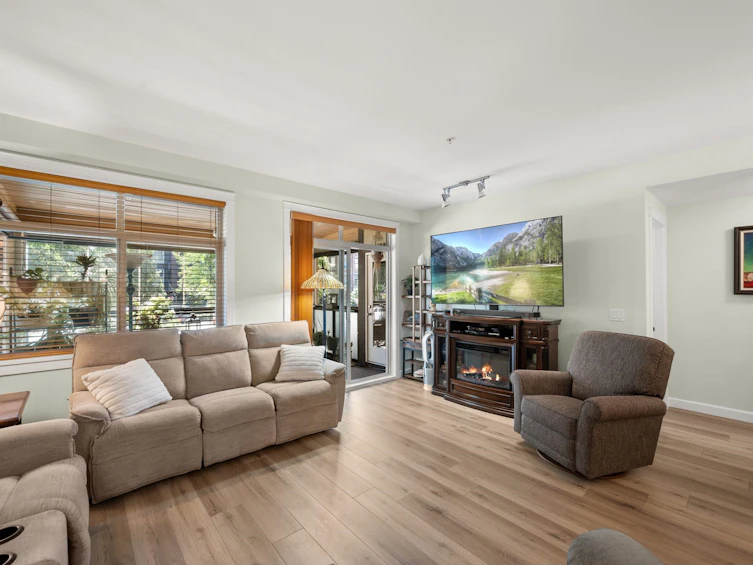 B216-8218 207a Street, Langley, BC, V2Y 0Y1 - 9