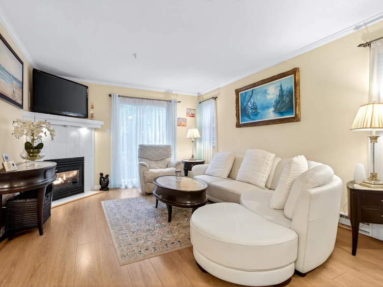 1-123 Seventh Street, New Westminster, BC, V3M 6Y2 - 4