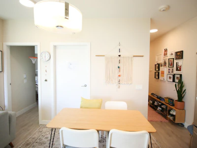 303-4882 Slocan Street - 4