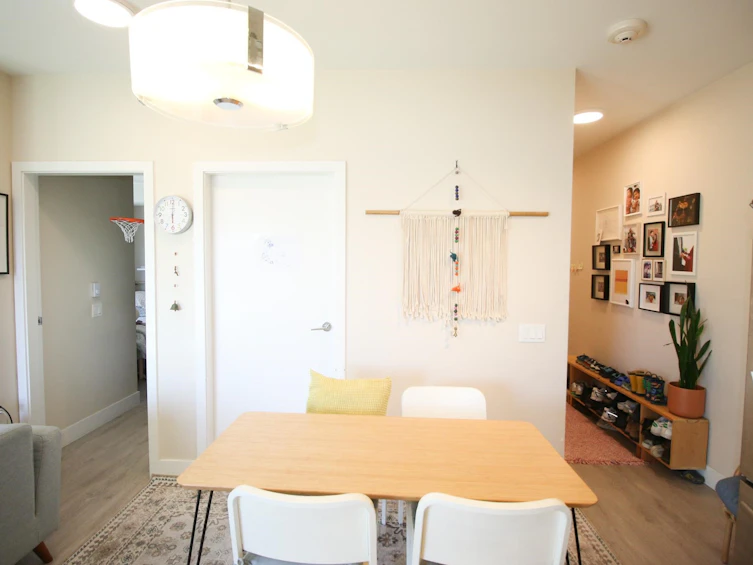 303-4882 Slocan Street, Vancouver, BC, V5R 2A3 - 4