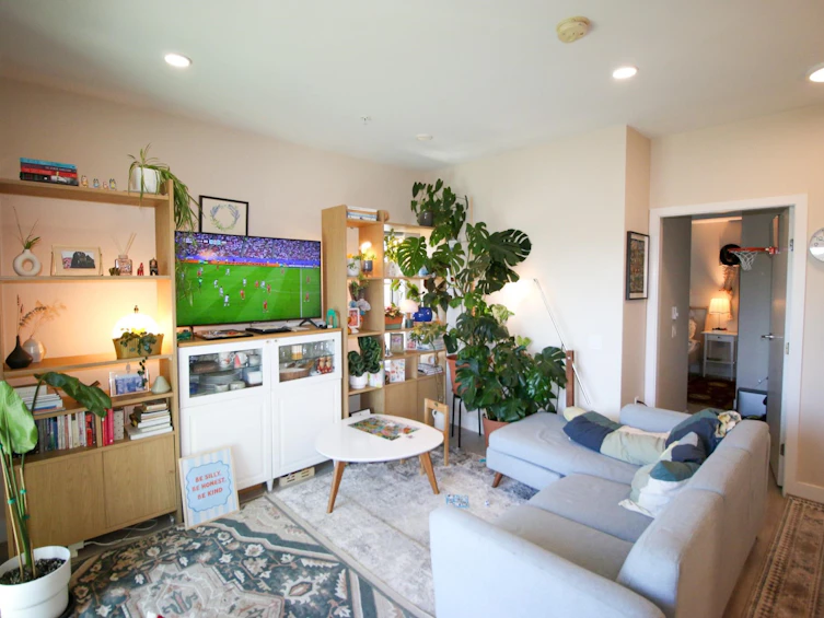 303-4882 Slocan Street, Vancouver, BC, V5R 2A3 - 6