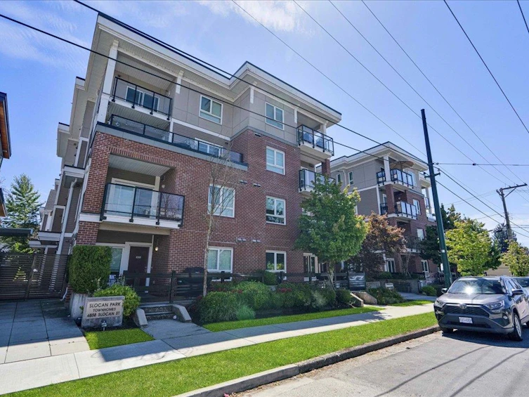 303-4882 Slocan Street, Vancouver, BC, V5R 2A3 - 2