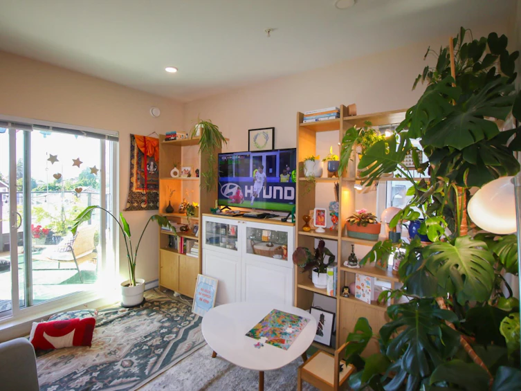 303-4882 Slocan Street, Vancouver, BC, V5R 2A3 - 7