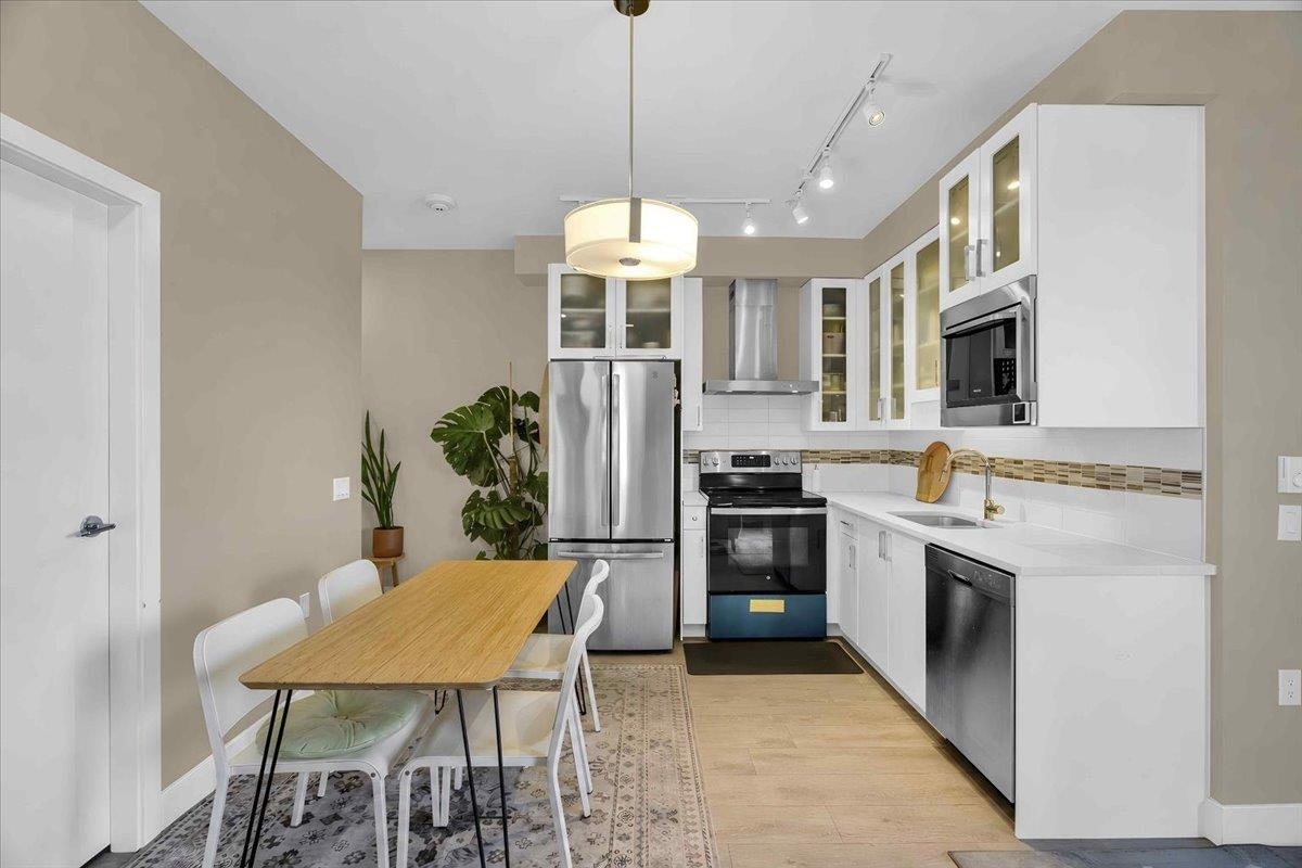 303-4882 Slocan Street, Vancouver, BC, V5R 2A3 - 12