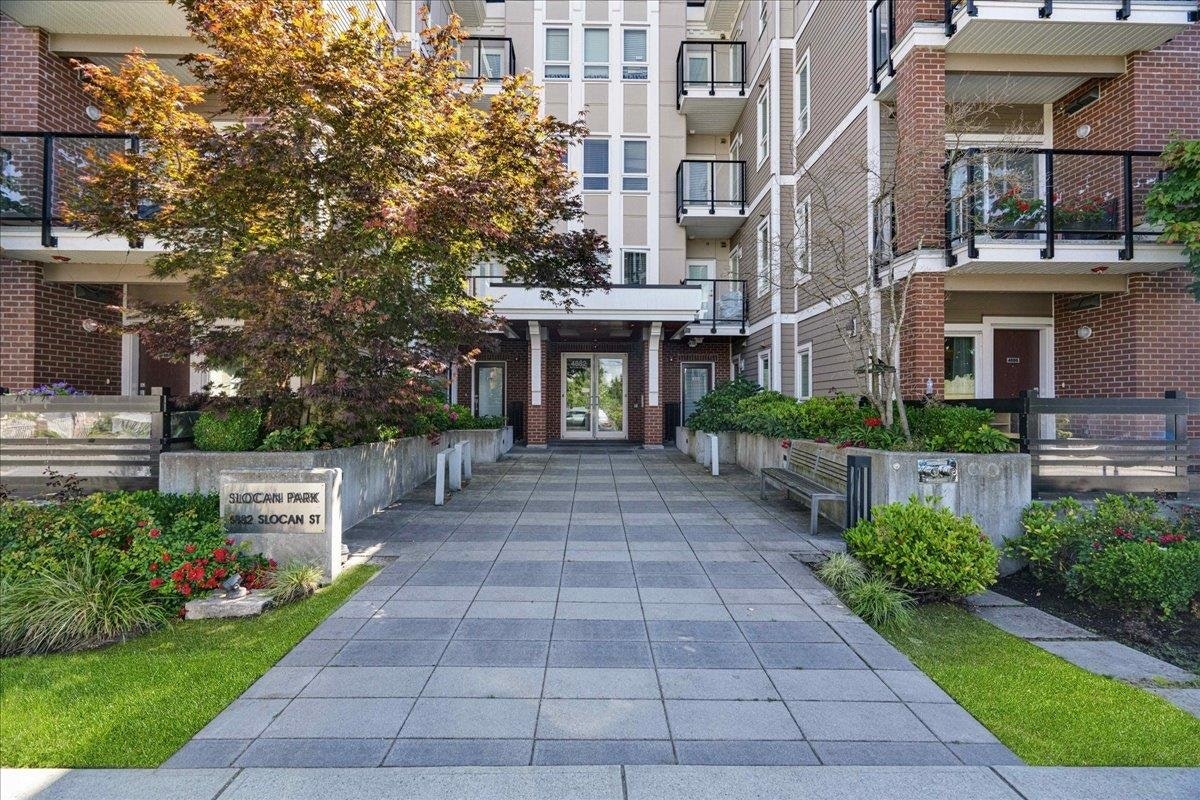 303-4882 Slocan Street, Vancouver, BC, V5R 2A3 - 3