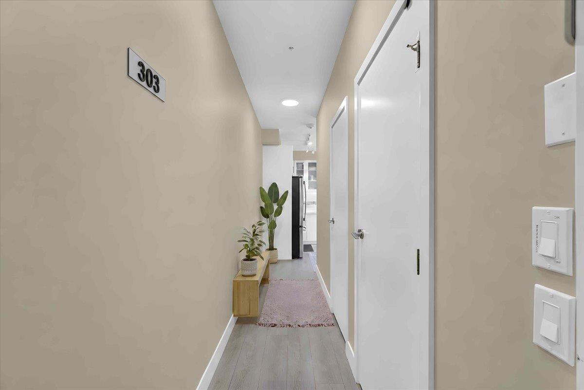 303-4882 Slocan Street, Vancouver, BC, V5R 2A3 - 9