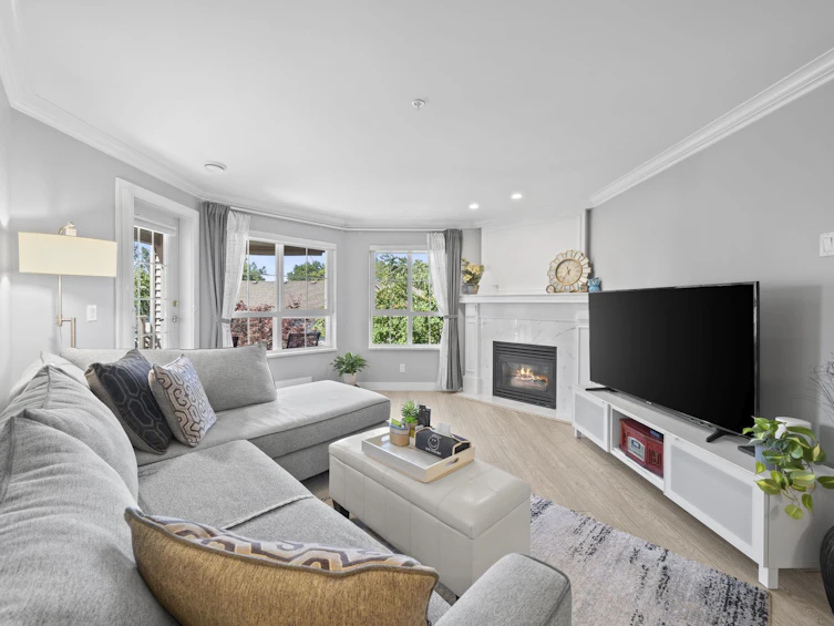 326-5500 Andrews Road, Richmond, BC, V7E 6M9 - 3