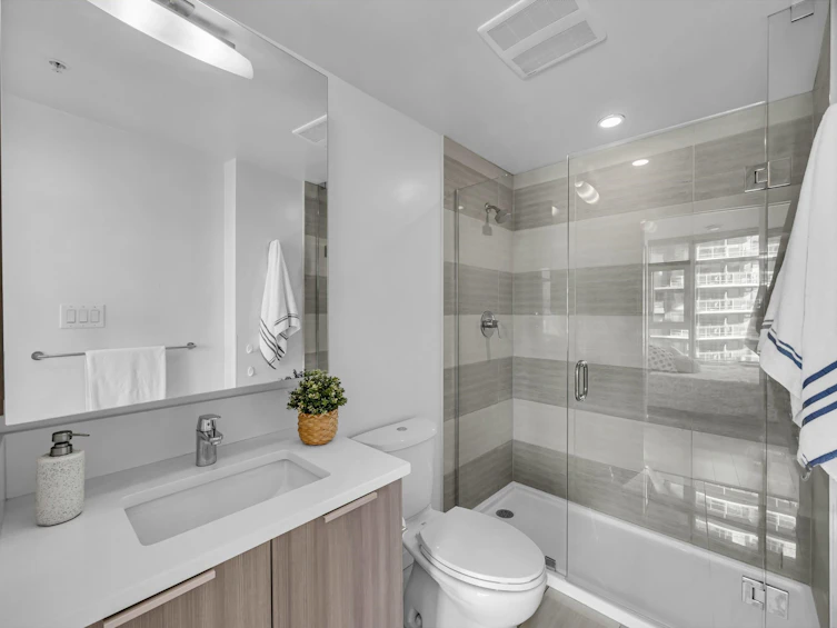 1103-13308 Central Avenue, Surrey, BC, V3T 0M4 - 18