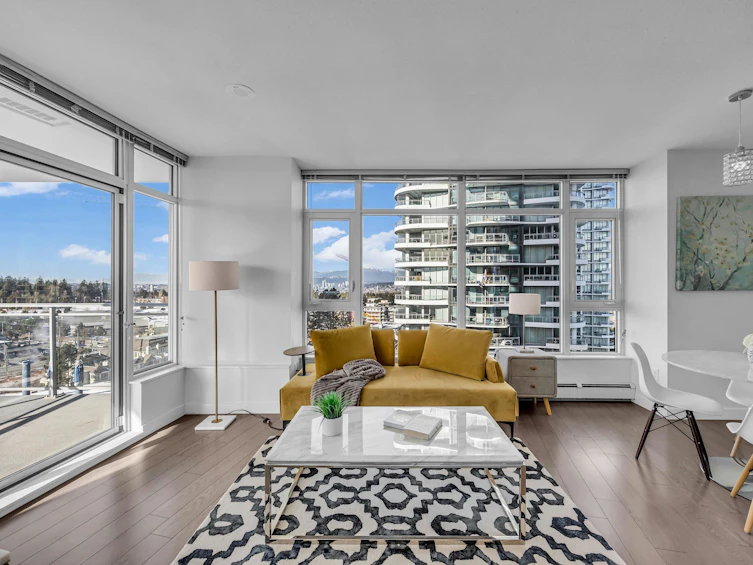 1103-13308 Central Avenue, Surrey, BC, V3T 0M4 - 11