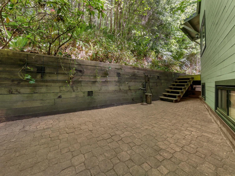 2086 Rivergrove Place, North Vancouver, BC, V7H 2L4 - 37
