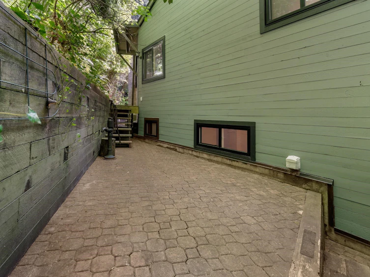 2086 Rivergrove Place, North Vancouver, BC, V7H 2L4 - 38
