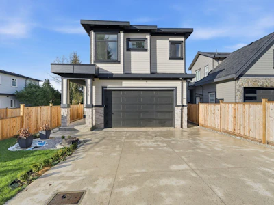8233 114 Street - 2