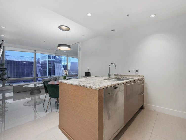 3403-1111 Alberni Street, Vancouver, BC, V6E 4V2 - 10