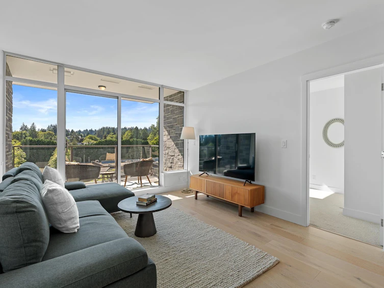 404-1210 E 27th Street, North Vancouver, BC, V7J 0C5 - 6
