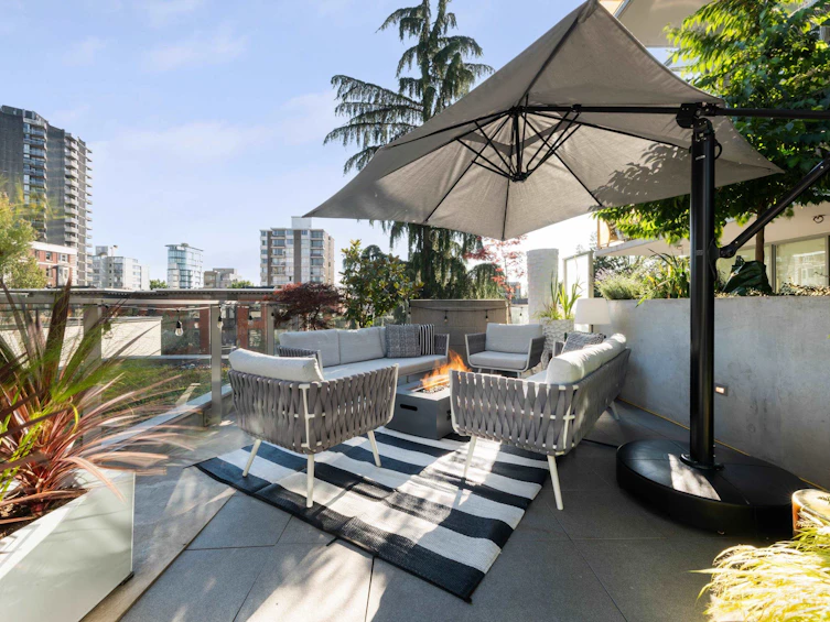 403-1365 Davie Street, Vancouver, BC, V6E 1N5