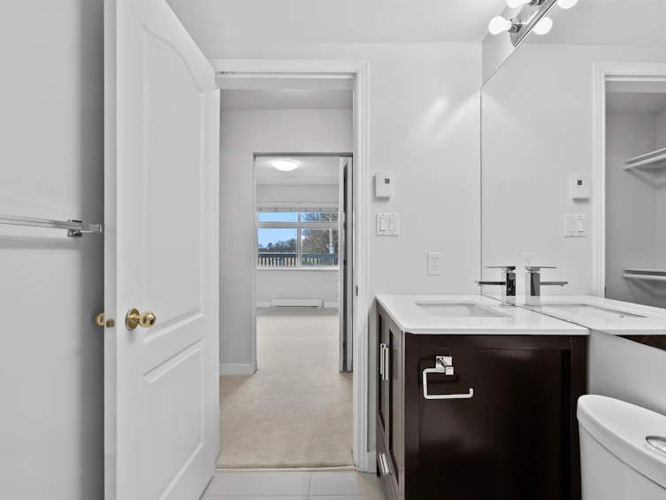 304-5500 Lynas Lane, Richmond, BC, V7C 5R5 - 18