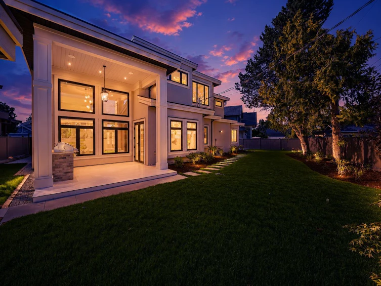 8160 Fairlane Road, Richmond, BC, V7C 1Y4 - 37