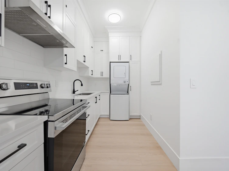 8160 Fairlane Road, Richmond, BC, V7C 1Y4 - 25