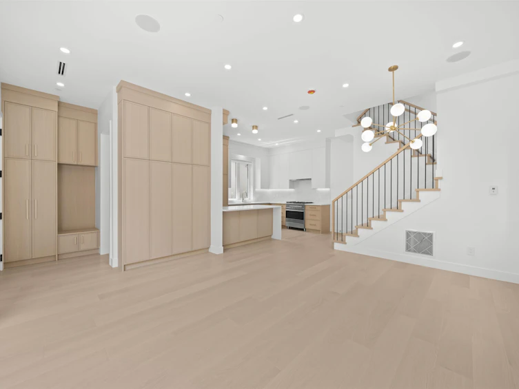 1-6461 E Prince Edward Street, Vancouver, BC, V5W 2Y3 - 4