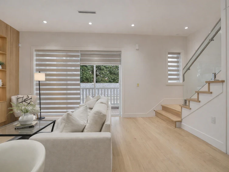 3112 W 42nd Avenue, Vancouver, BC, V6N 3H2 - 4