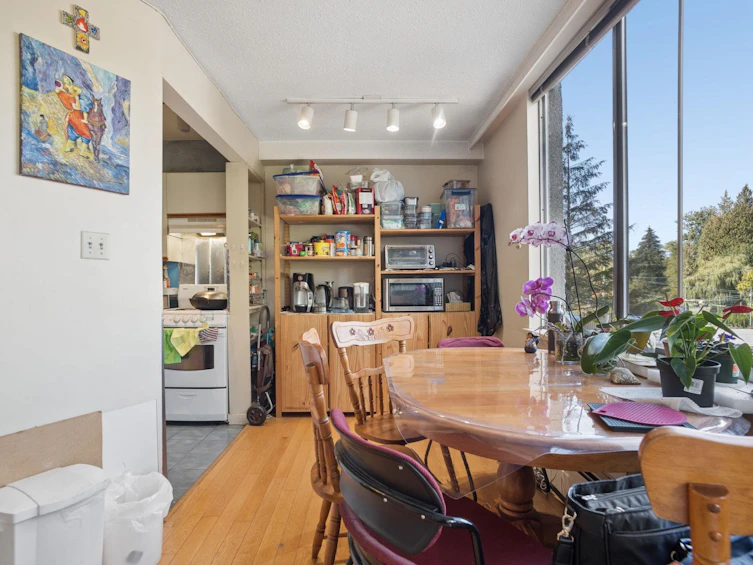 201-4691 W 10th Avenue, Vancouver, BC, V6R 2J3 - 10