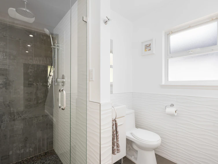 457 W 23rd Street, North Vancouver, BC, V7M 2B8 - 6
