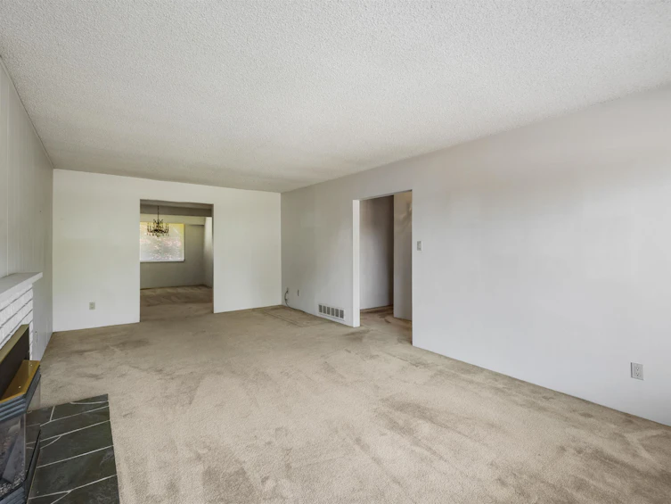 12534 Grove Crescent, Surrey, BC, V3V 2L7 - 12
