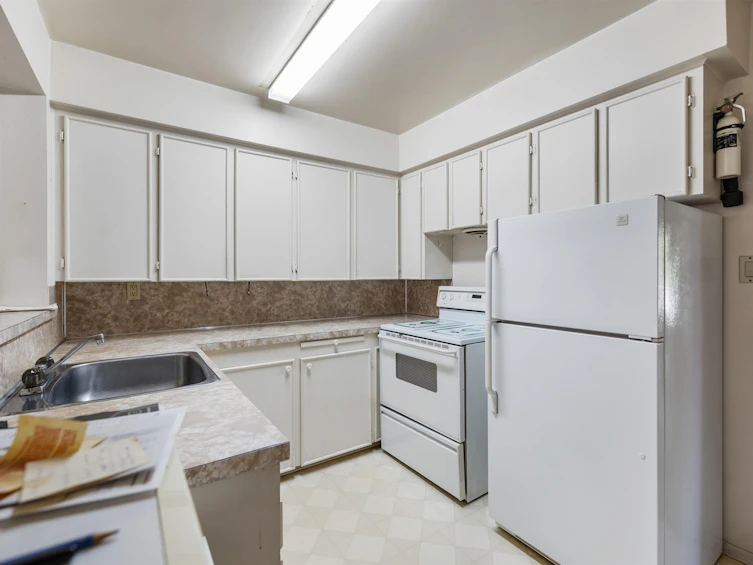 12534 Grove Crescent, Surrey, BC, V3V 2L7 - 11
