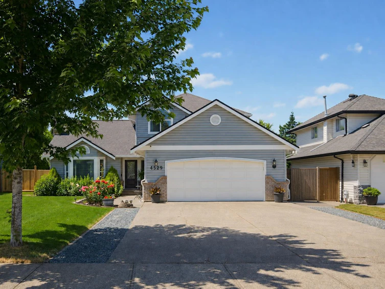 4529 217a Street, Langley, BC, V3A 8E7 - 38