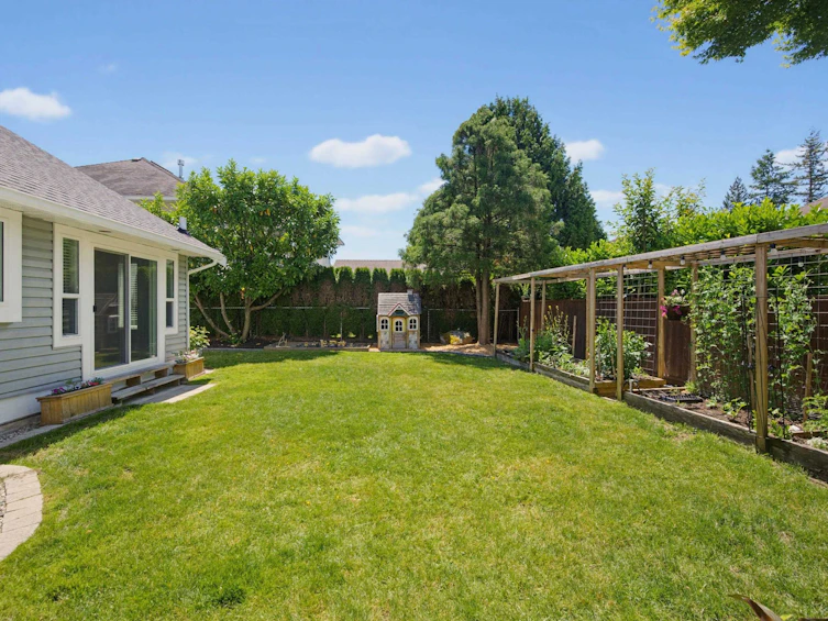 4529 217a Street, Langley, BC, V3A 8E7 - 35