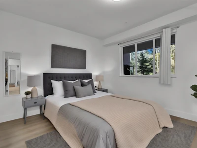 102-3480 146a Street - 4