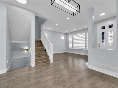 14852 58 Avenue - 4