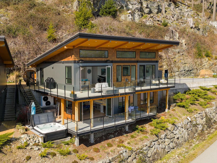 242 Shore Lane, Bowen Island, BC, V0N 1G2 - 36