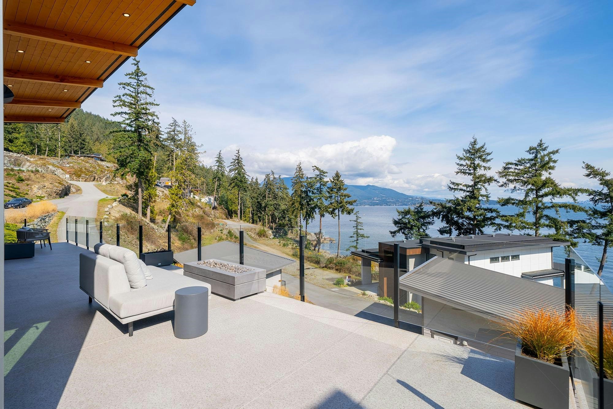 242 Shore Lane, Bowen Island, BC, V0N 1G2 - 34