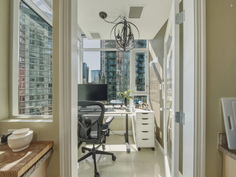 2106-1211 Melville Street, Vancouver, BC, V6E 0A7 - 12