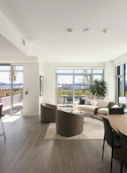 Th112 755 Harbourside Drive