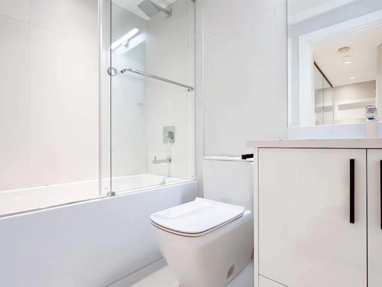 2373 W 7th Avenue, Vancouver, BC, V6K 1Y4 - 30