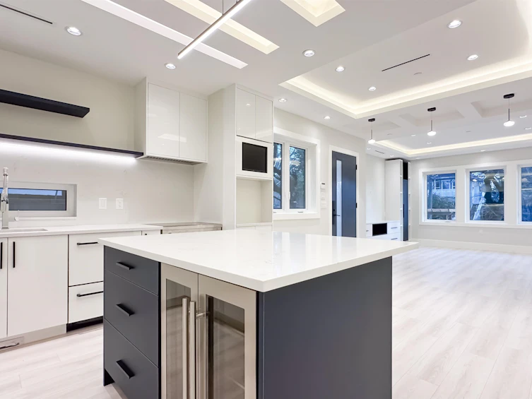 2373 W 7th Avenue, Vancouver, BC, V6K 1Y4 - 6