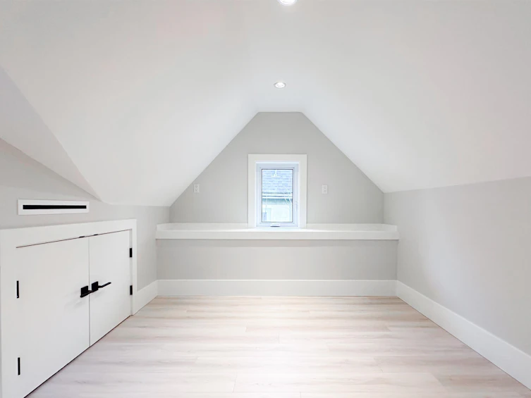 2373 W 7th Avenue, Vancouver, BC, V6K 1Y4 - 33