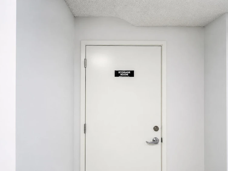2373 W 7th Avenue, Vancouver, BC, V6K 1Y4 - 38