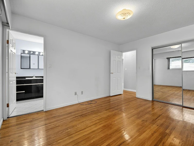 1106 Heywood Street, North Vancouver, BC, V7L 1H4 - 9