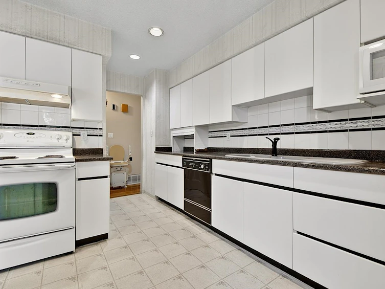 1106 Heywood Street, North Vancouver, BC, V7L 1H4 - 18