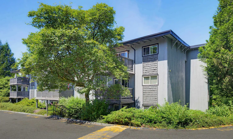 117-200 Westhill Place