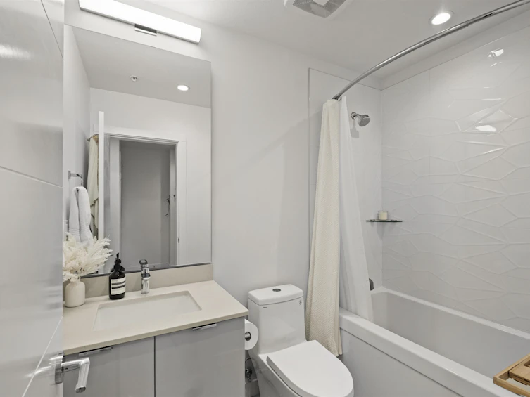 209-128 E 8th Street, North Vancouver, BC, V7L 0H2 - 23